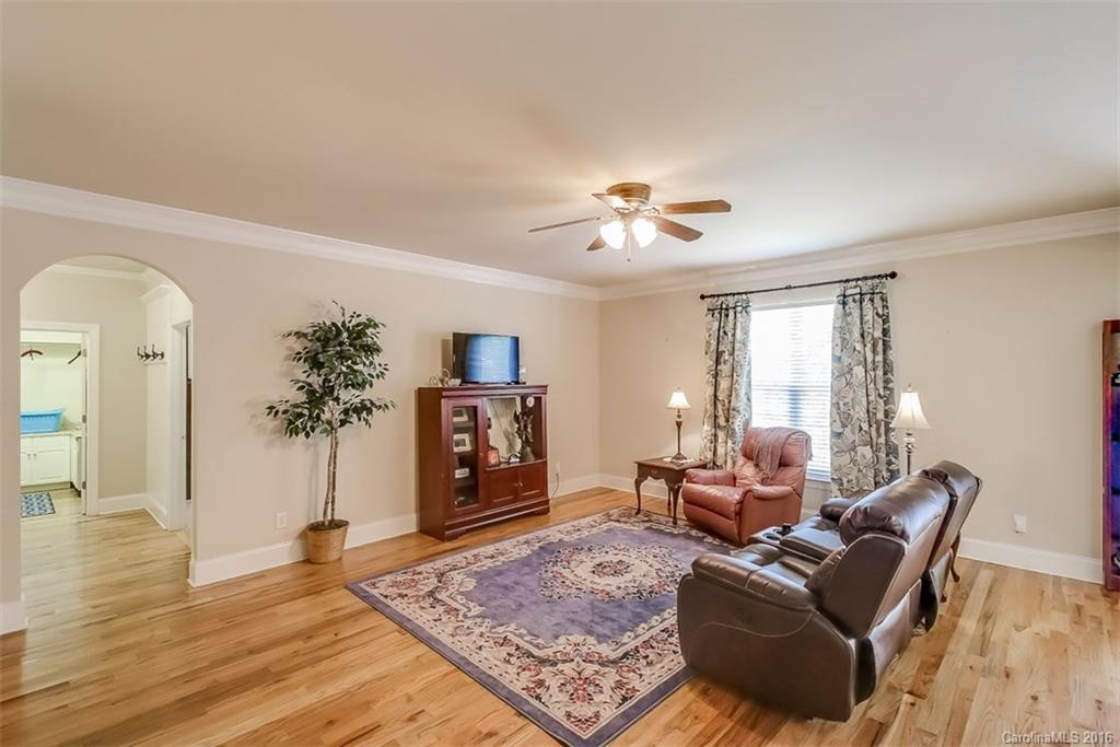 2829 Williams Station Road Matthews, NC 28105 - Photo 10 of 24 Gallery Image 10