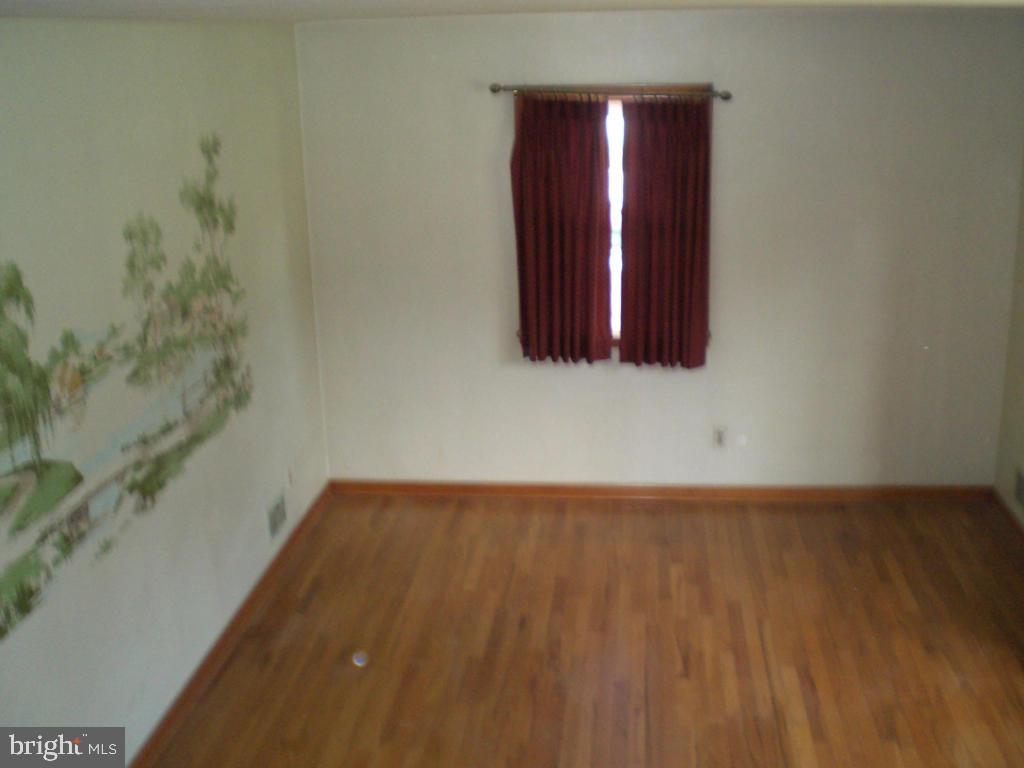 70 Quaker Hills Road Lancaster, PA 17603 - Photo 3 of 13 Gallery Image 3