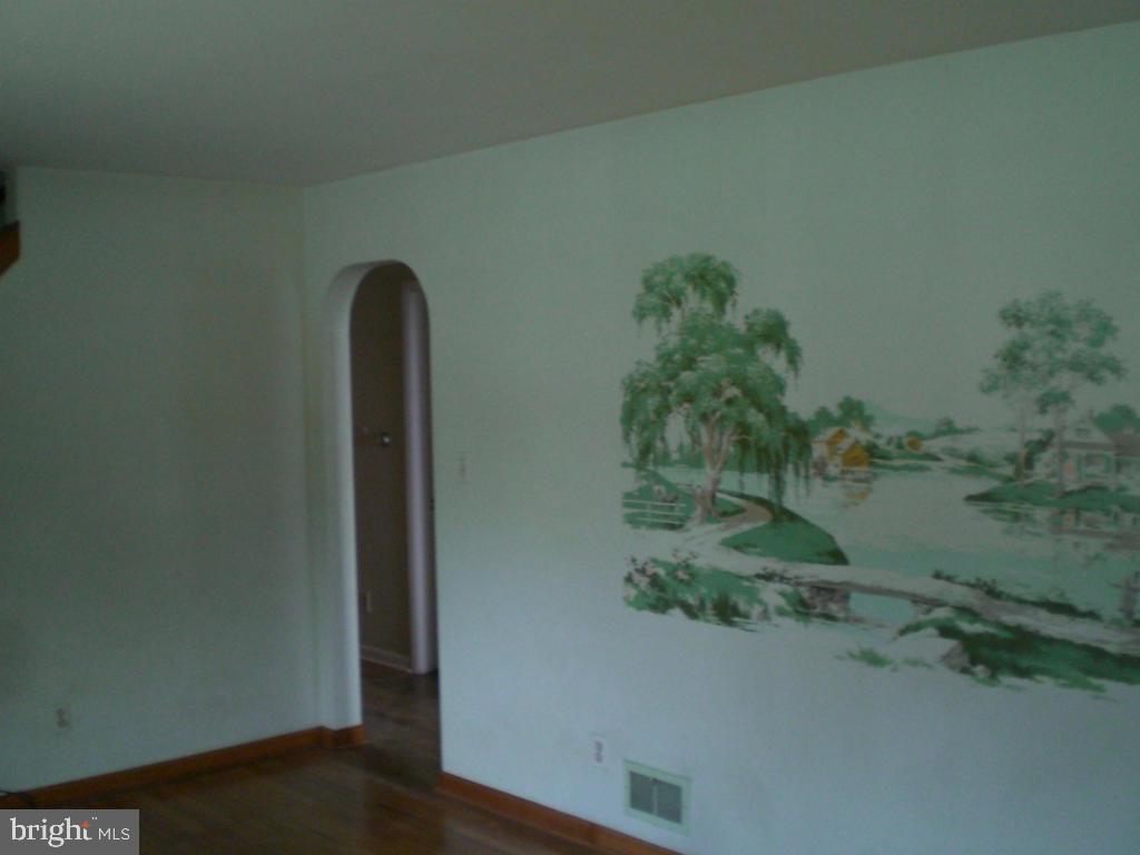 70 Quaker Hills Road Lancaster, PA 17603 - Photo 4 of 13 Gallery Image 4