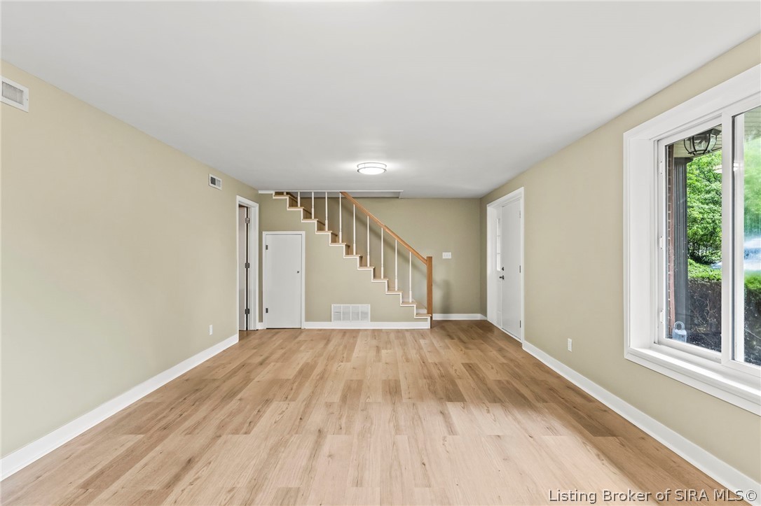 330 State Street Madison, IN 47250 - Photo 3 of 19