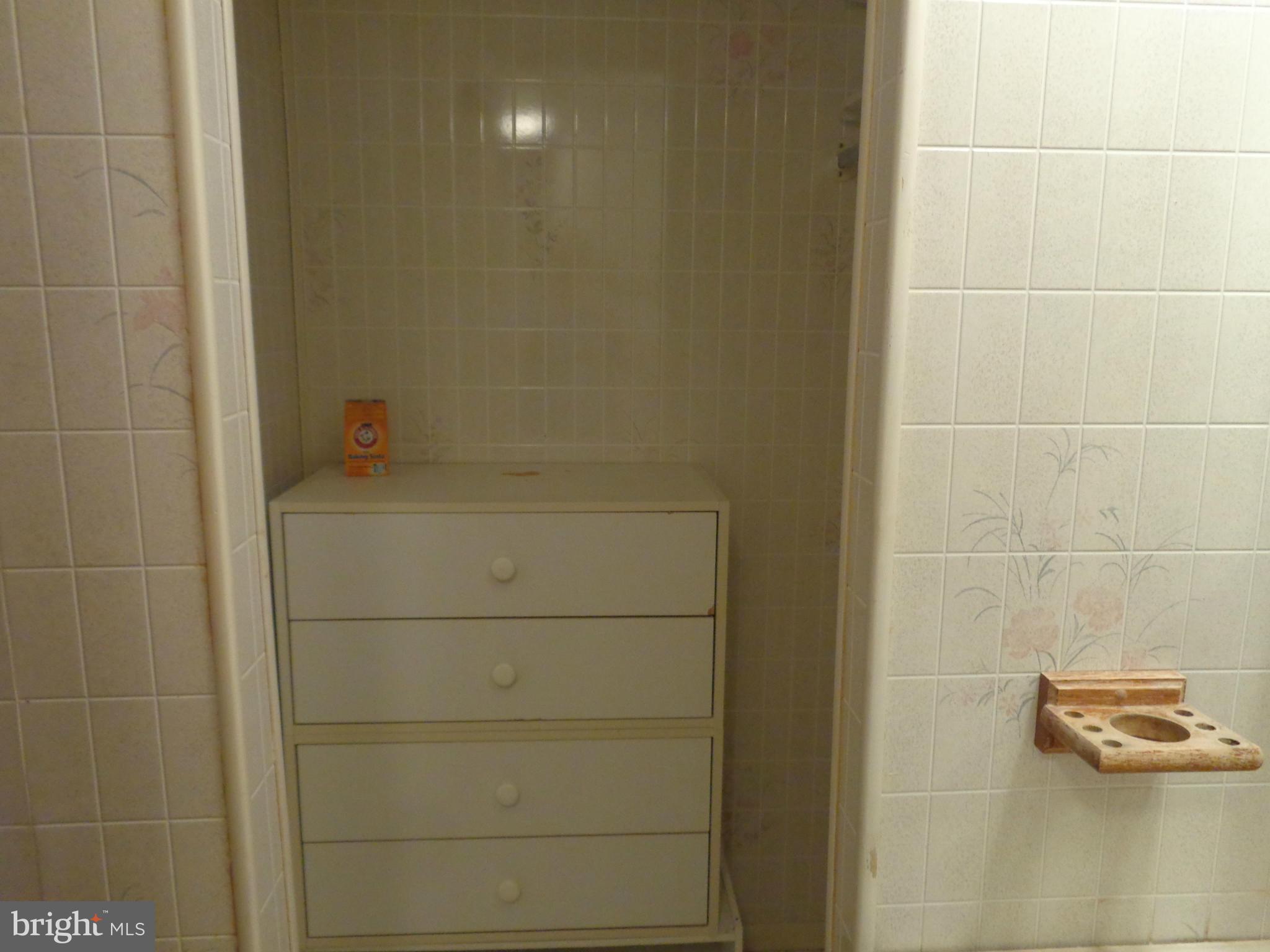 8023 Rocky Springs Road Frederick, MD 21702 - Photo 22 of 25 Bath