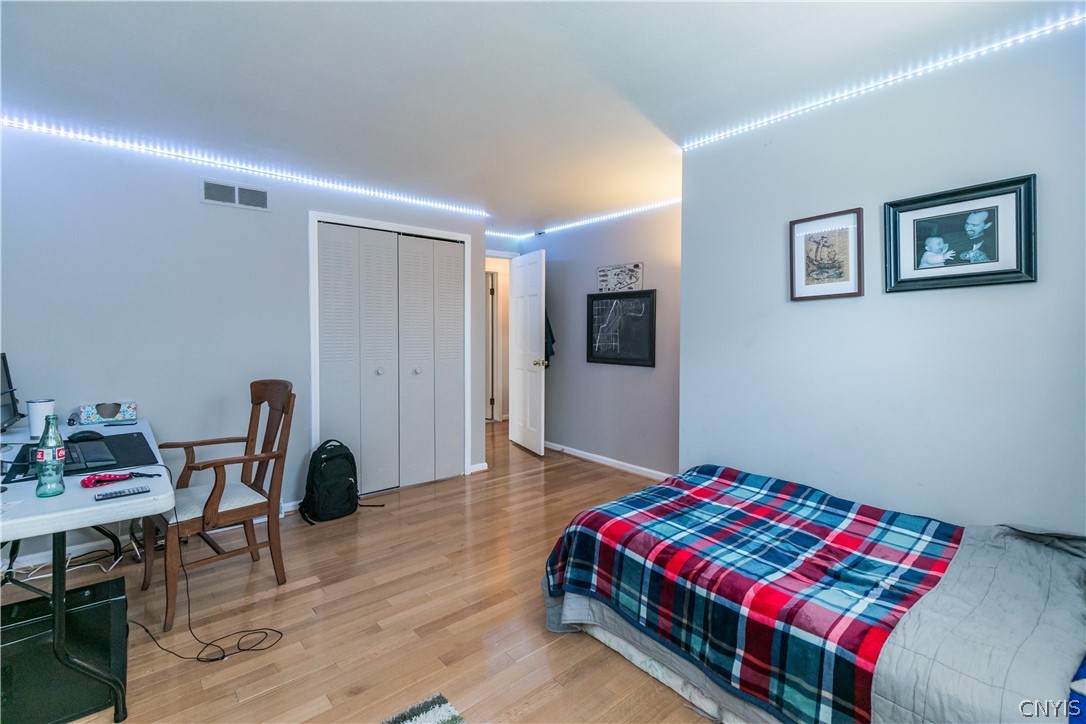 8037 Princess Path Liverpool, NY 13090 - Photo 37 of 48 Gallery Image 37