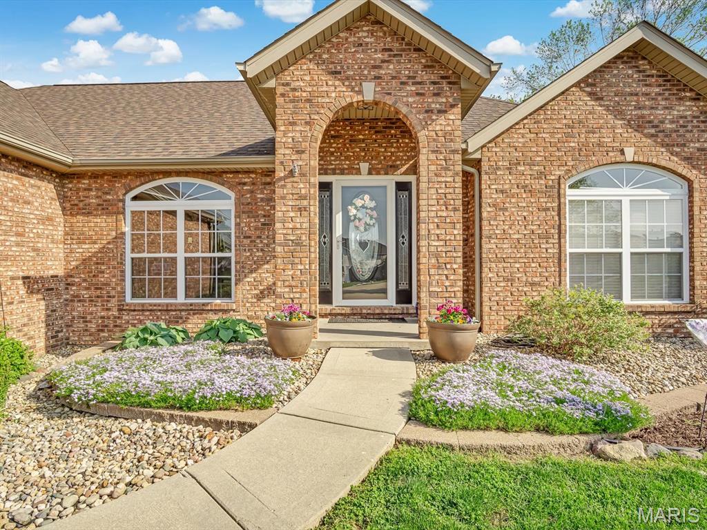 1008 West Fallen Lake Drive Waterloo, IL 62298 - Photo 3 of 56