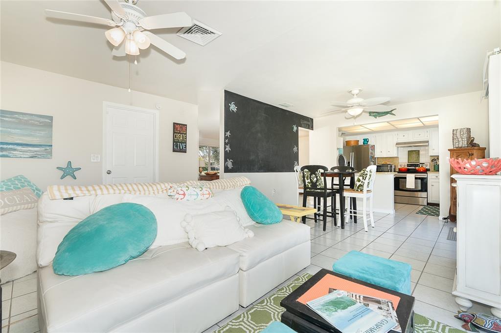 241 Caddy Road Rotonda West, FL 33947 - Photo 11 of 25