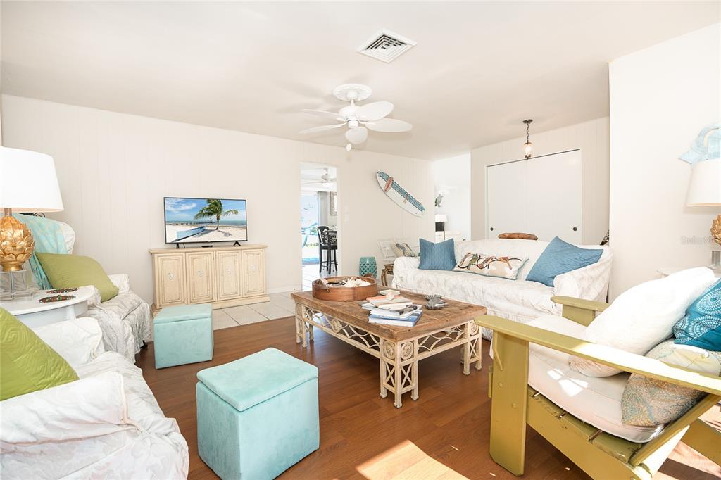 241 Caddy Road Rotonda West, FL 33947 - Photo 9 of 25