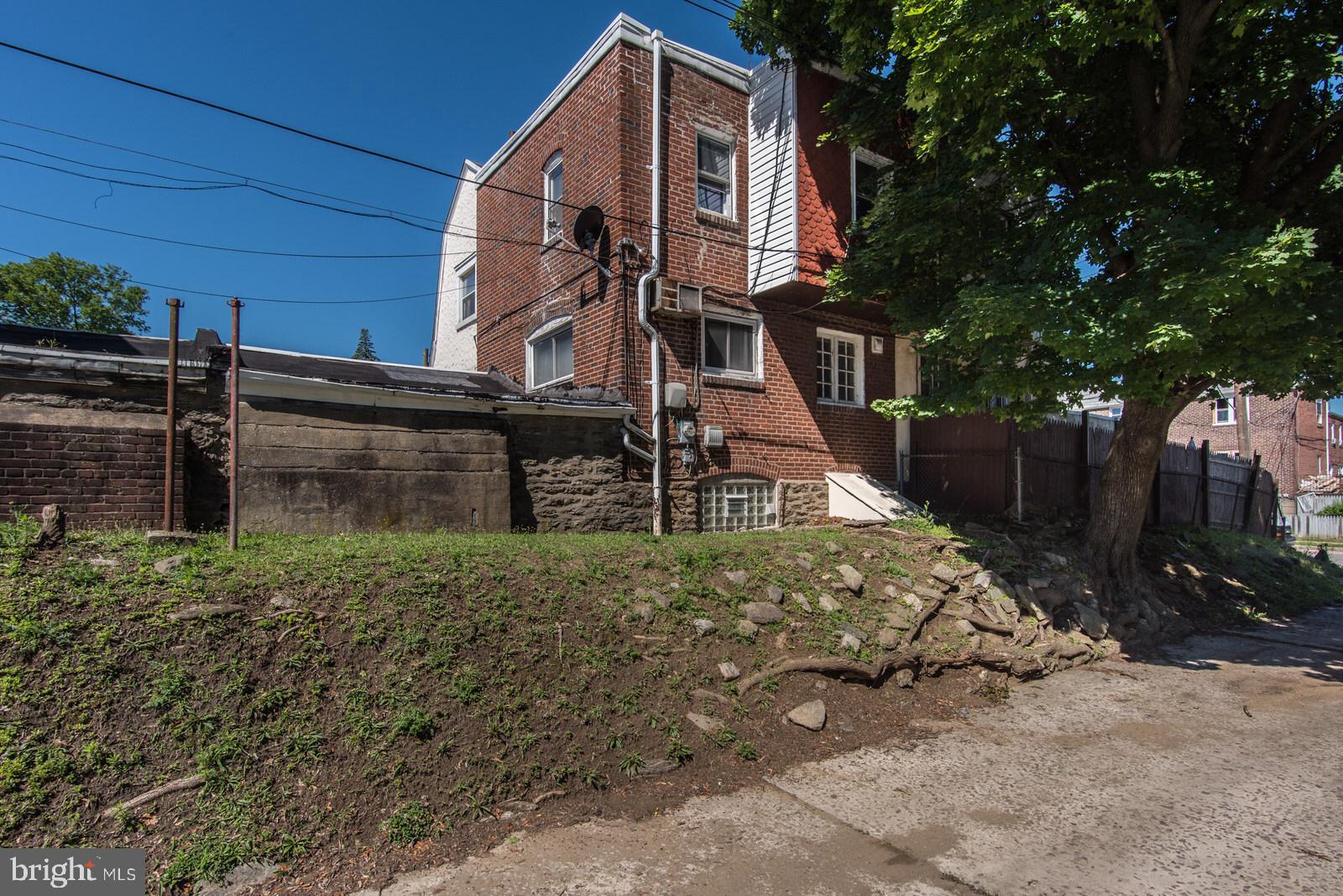 7817 Cedarbrook Avenue Philadelphia, PA 19150 - Photo 36 of 38
