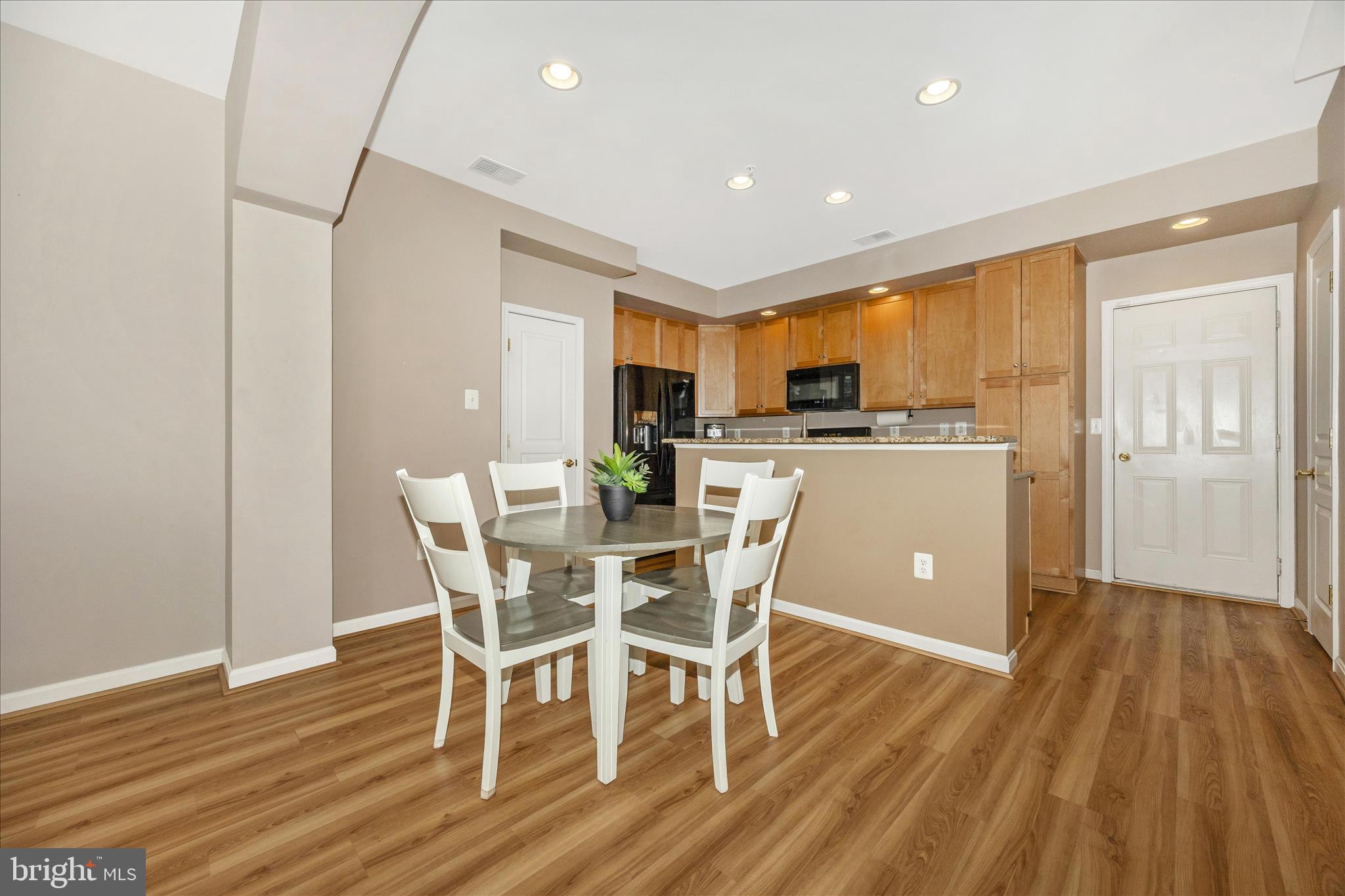 1788 Poolside Way, Unit 21A Frederick, MD 21701 - Photo 12 of 59 Dining Area