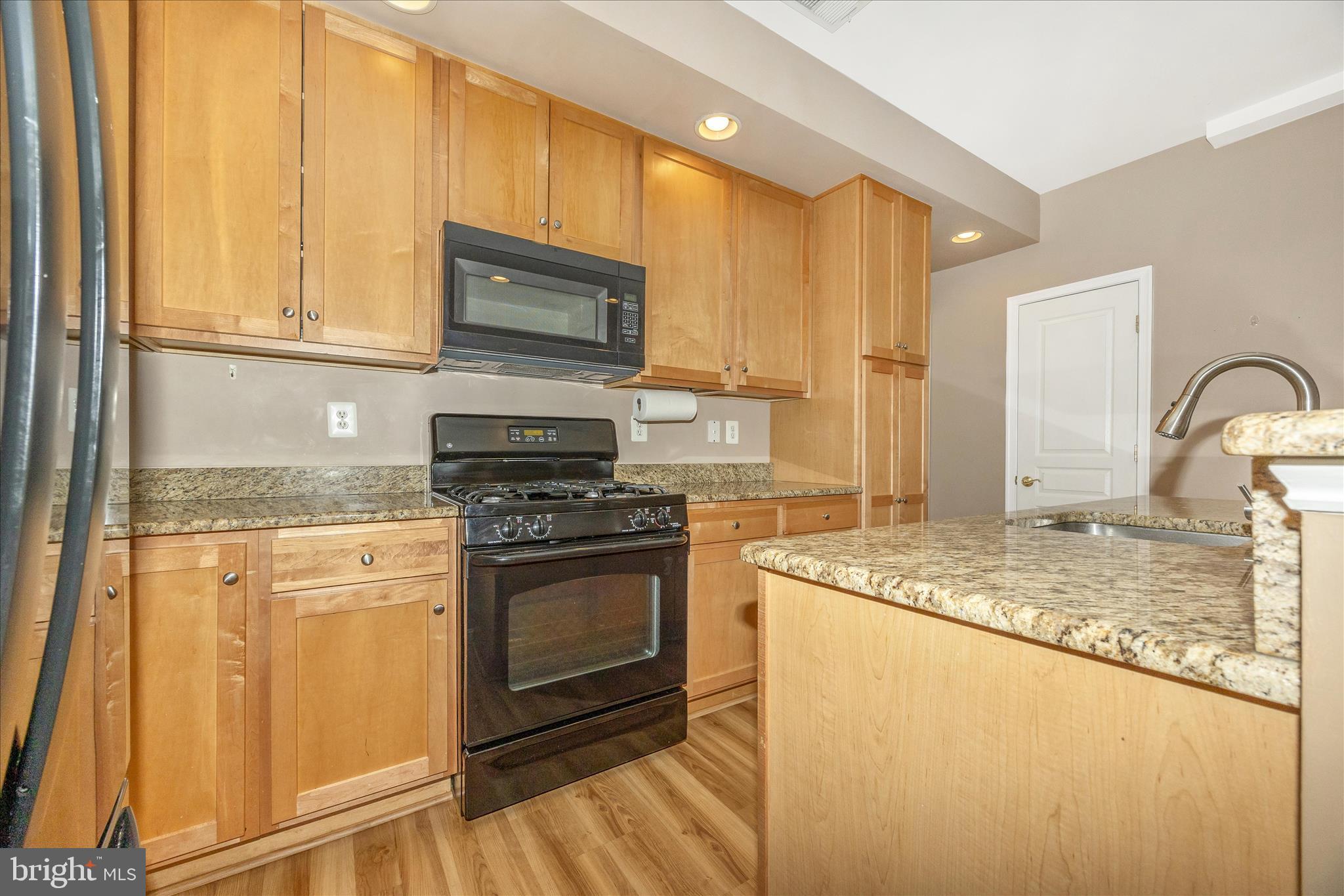 1788 Poolside Way, Unit 21A Frederick, MD 21701 - Photo 17 of 59 Kitchen