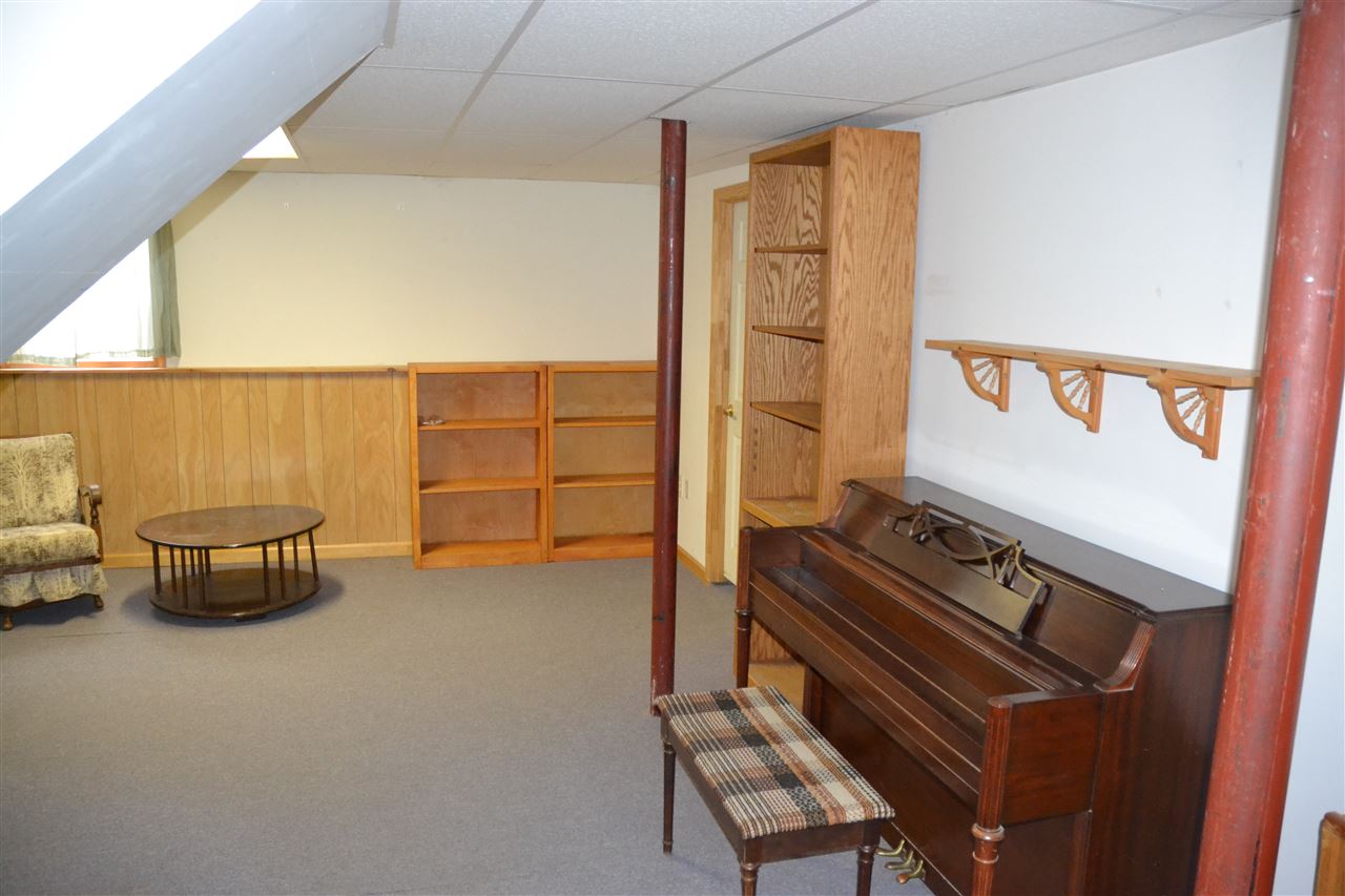 218 Waumbeck Road Wolfeboro, NH 03894 - Photo 28 of 34 Gallery Image 28