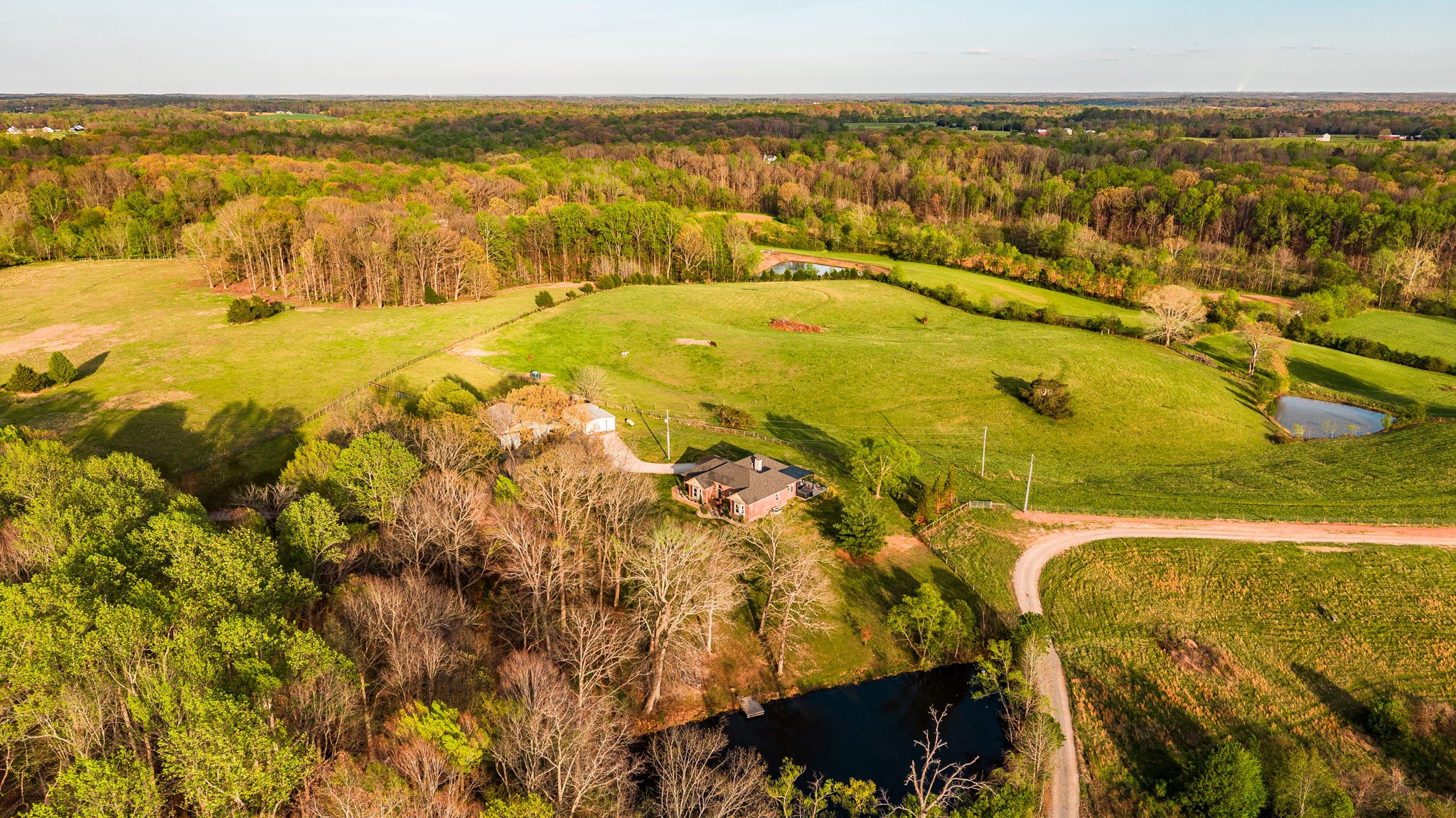 1075 Fannie Nicholson Road Chapmansboro, TN 37035 - Photo 5 of 100