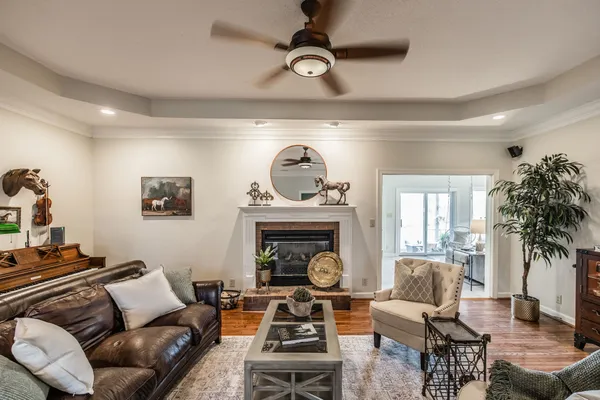 $1,150,000 | 1075 Fannie Nicholson Road, Chapmansboro, TN 37035