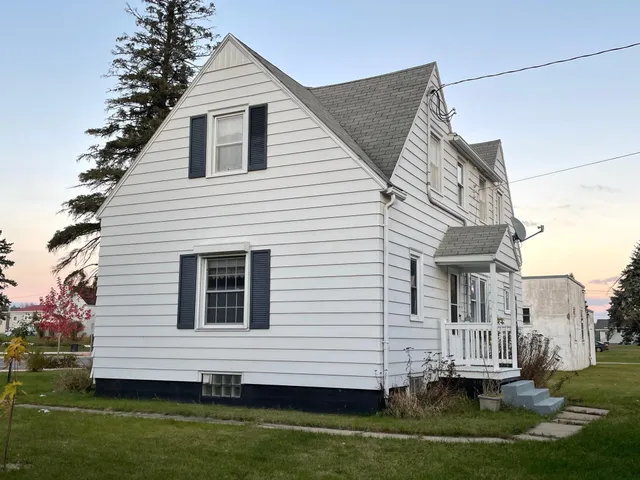 $199,900 | 410 South Main Street, Biwabik, MN 55708