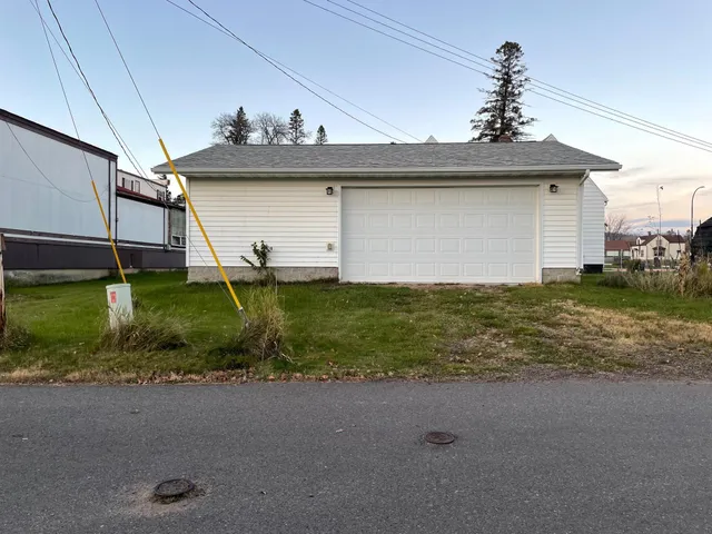 $199,900 | 410 South Main Street, Biwabik, MN 55708