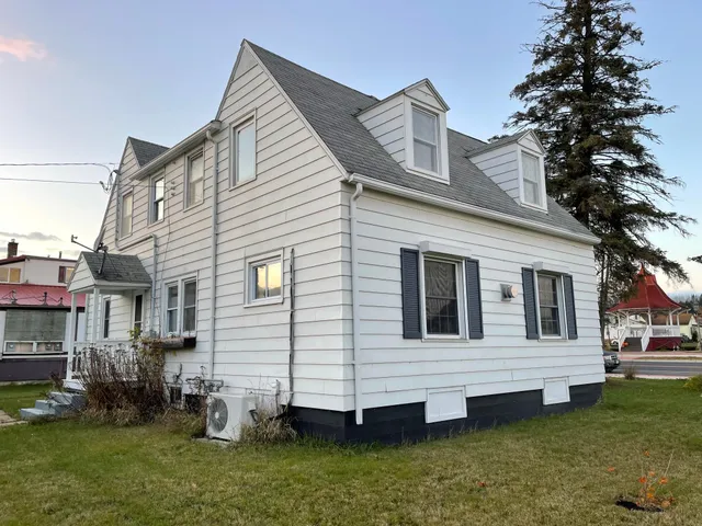 $199,900 | 410 South Main Street, Biwabik, MN 55708