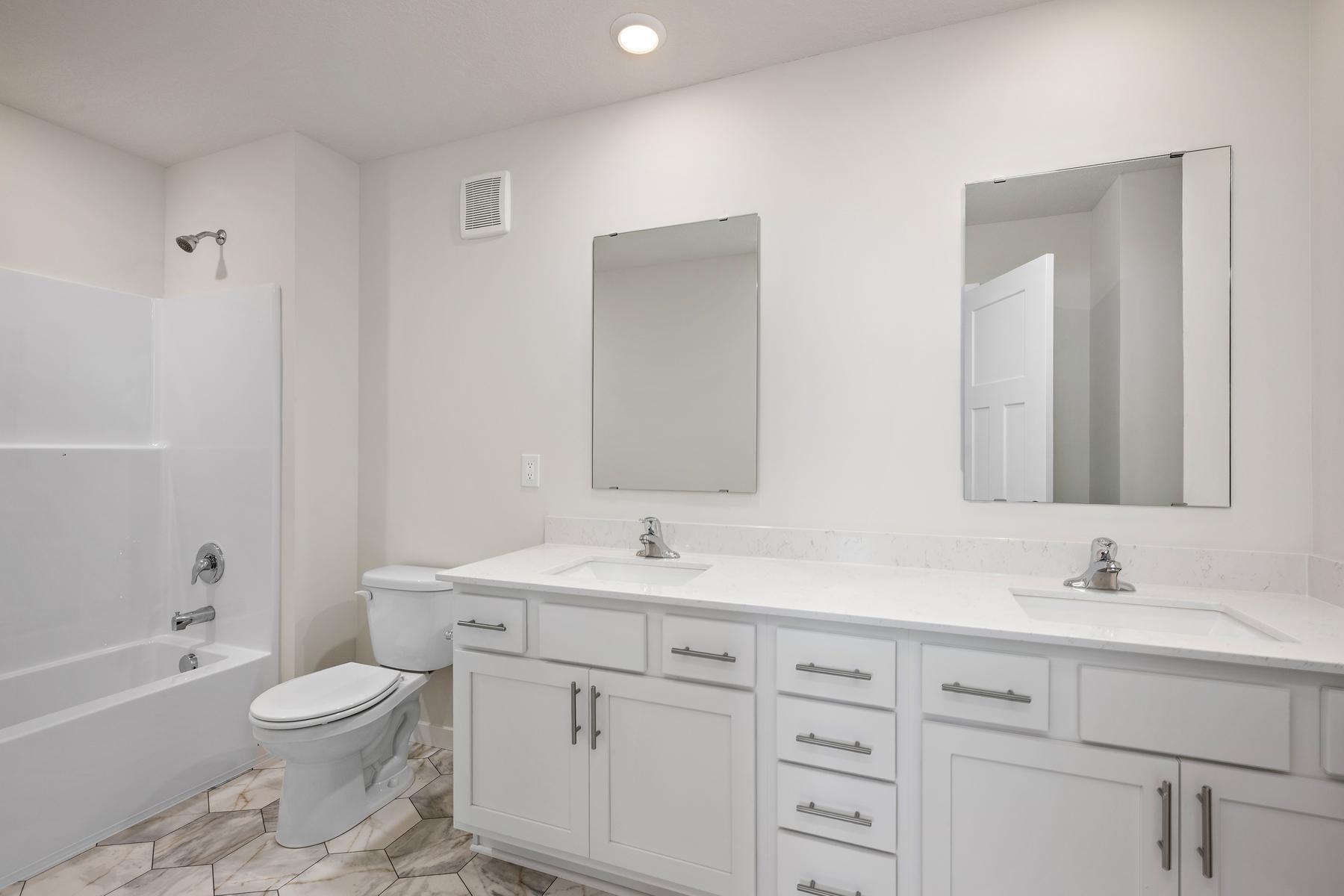 618 Redwood Loop North Cambridge, MN 55008 - Photo 18 of 21