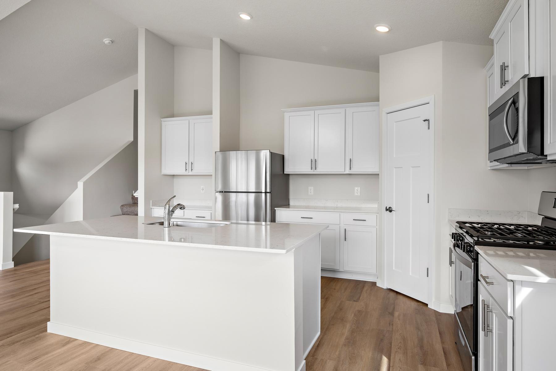 618 Redwood Loop North Cambridge, MN 55008 - Photo 7 of 21