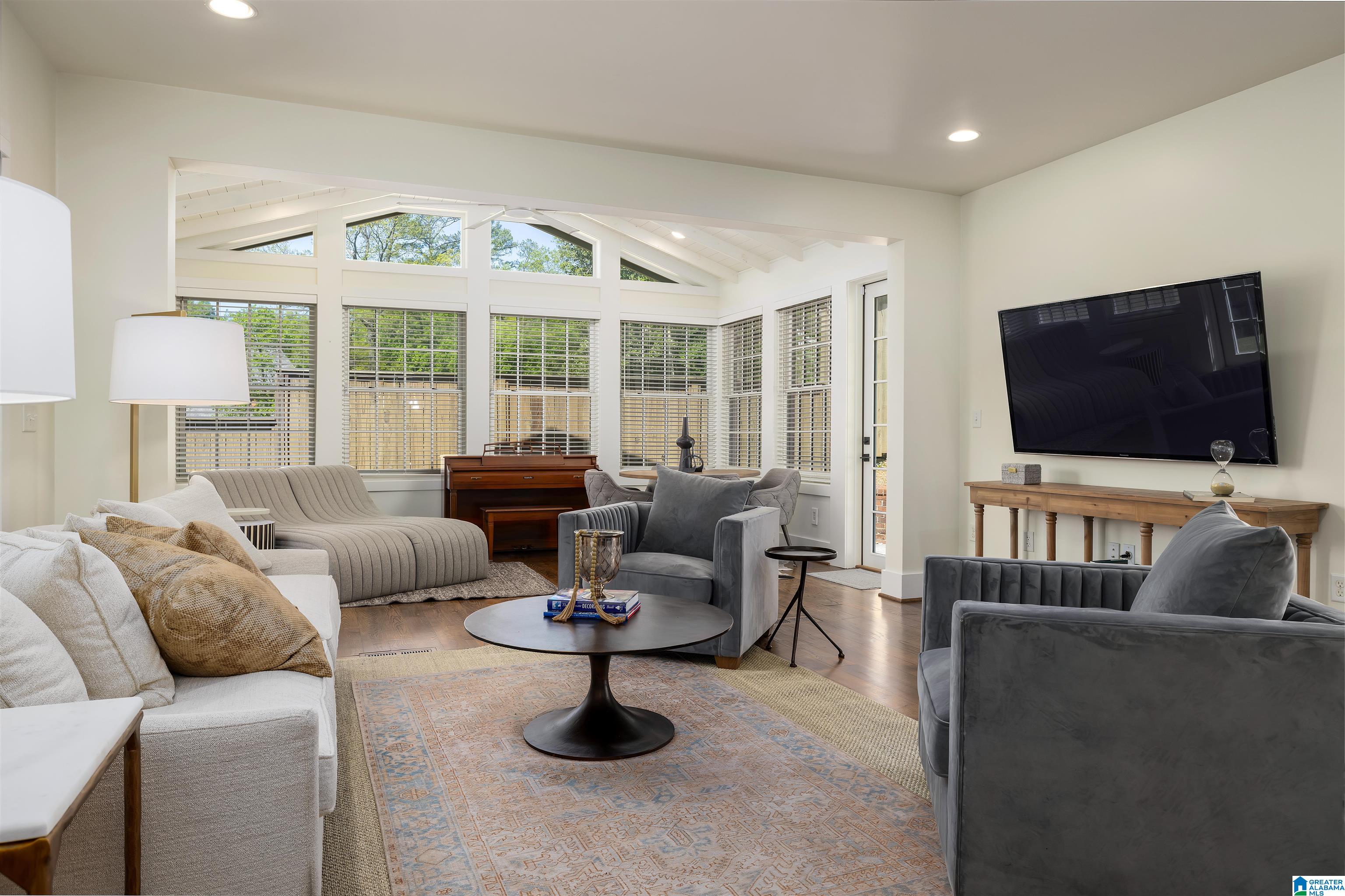 1106 Irving Road Birmingham, AL 35209 - Photo 19 of 52