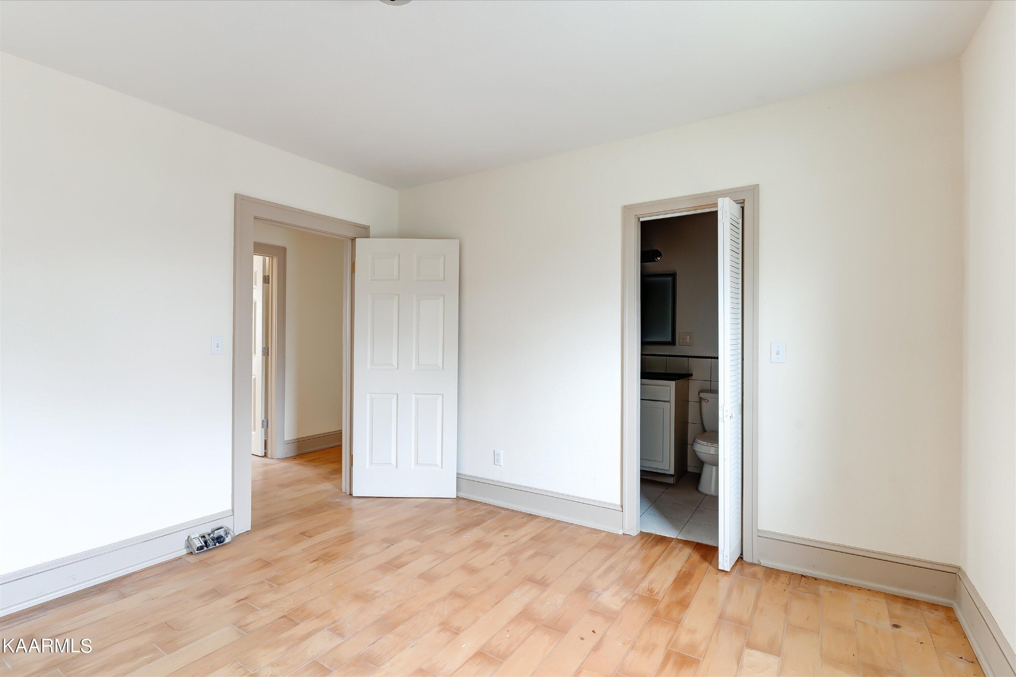 151 Douglas Avenue Newport, TN 37821 - Photo 12 of 27