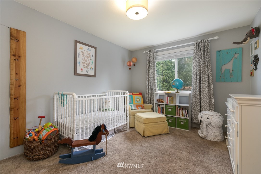 3740 Southwest 100th Street Seattle, WA 98146 - Photo 13 of 20 Gallery Image 13