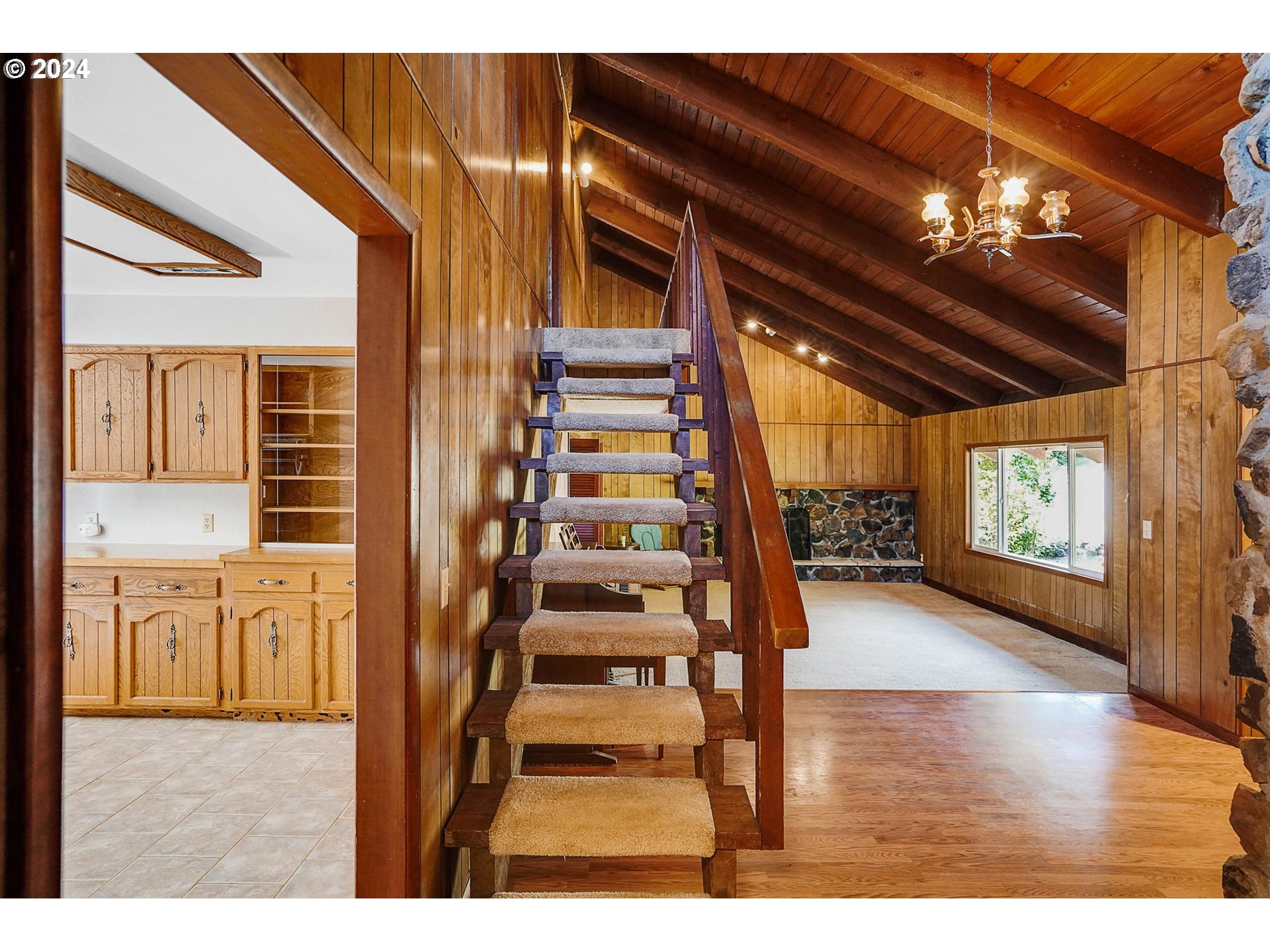 3999 Northeast Timber Silverton, OR 97381 - Photo 11 of 40