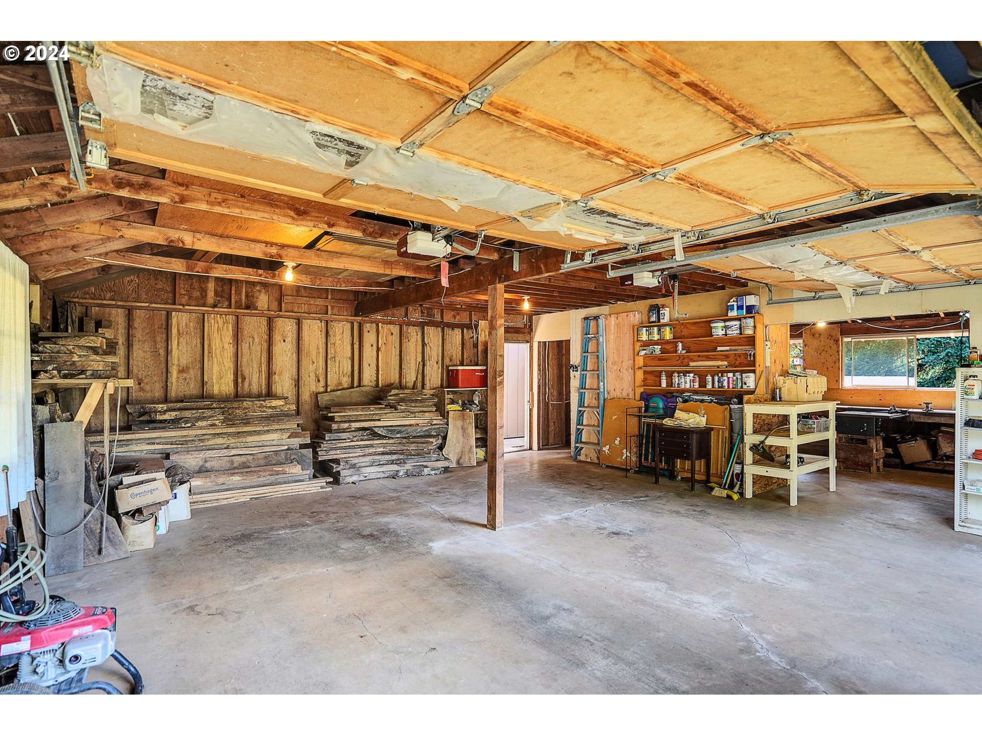 3999 Northeast Timber Silverton, OR 97381 - Photo 25 of 40