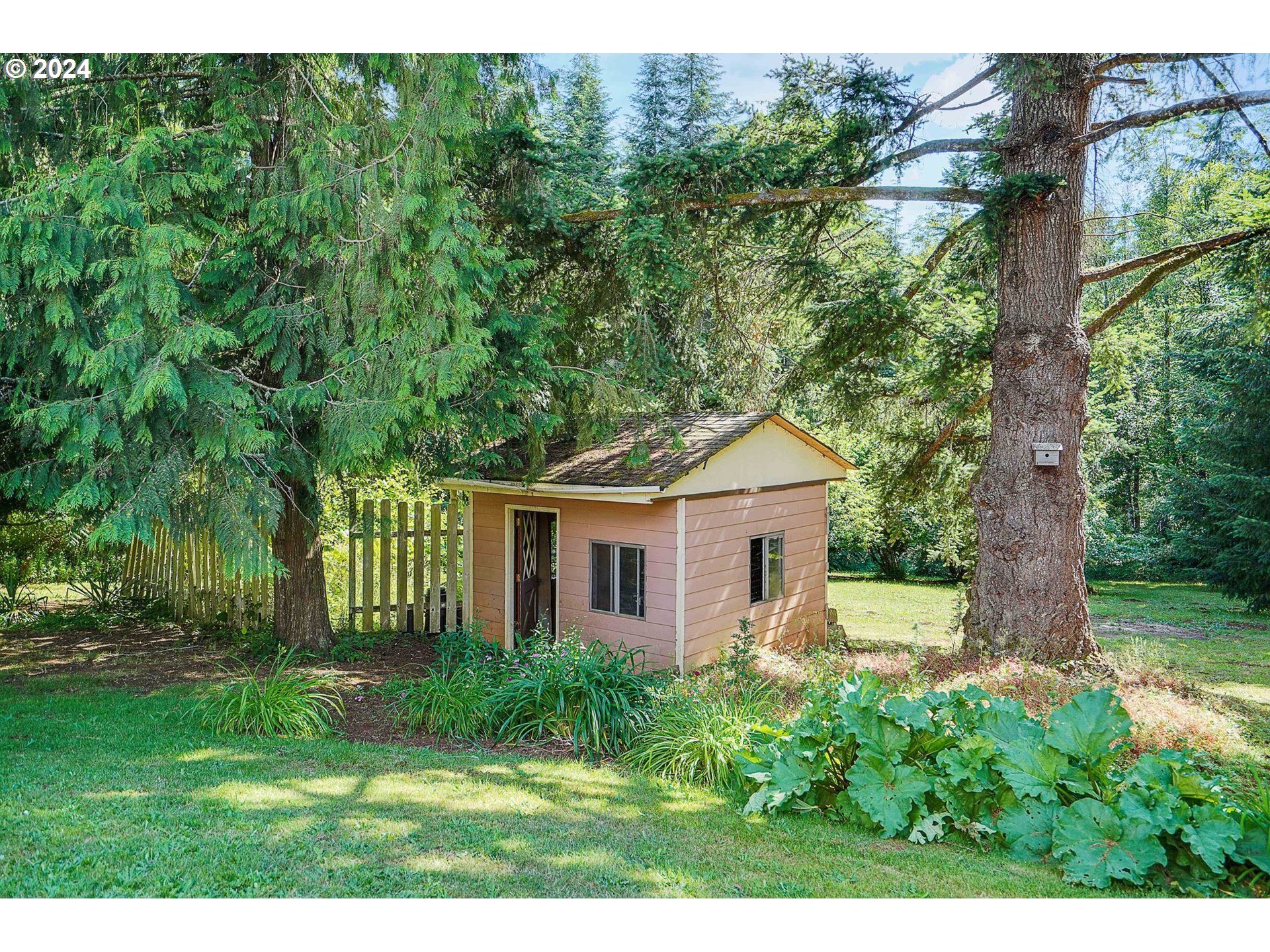 3999 Northeast Timber Silverton, OR 97381 - Photo 29 of 40