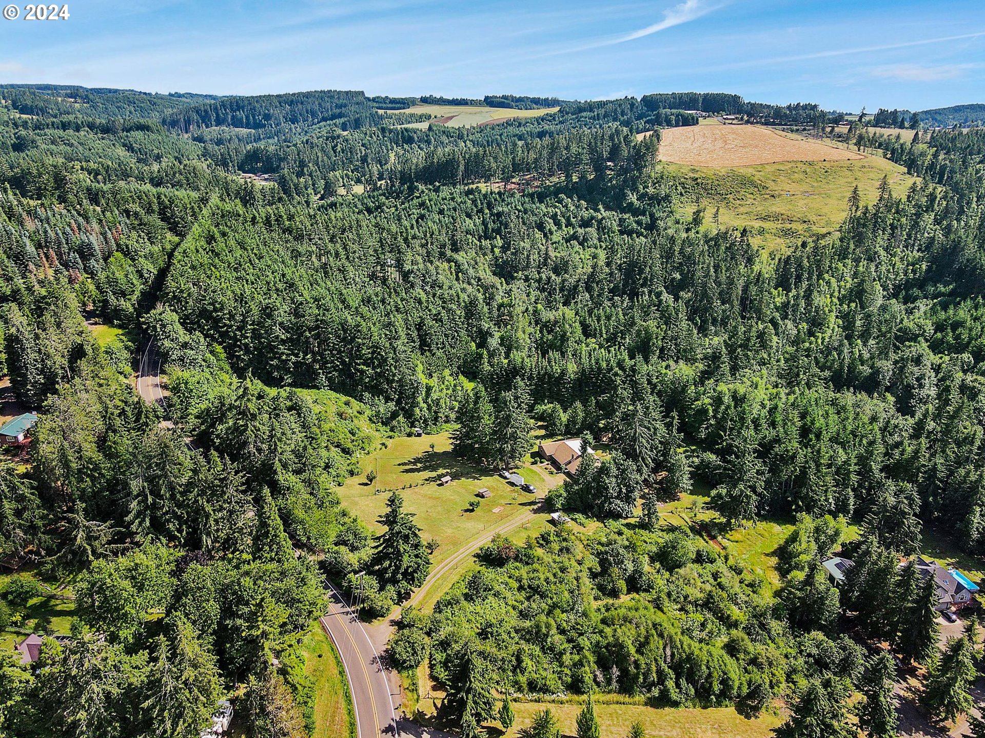 3999 Northeast Timber Silverton, OR 97381 - Photo 37 of 40