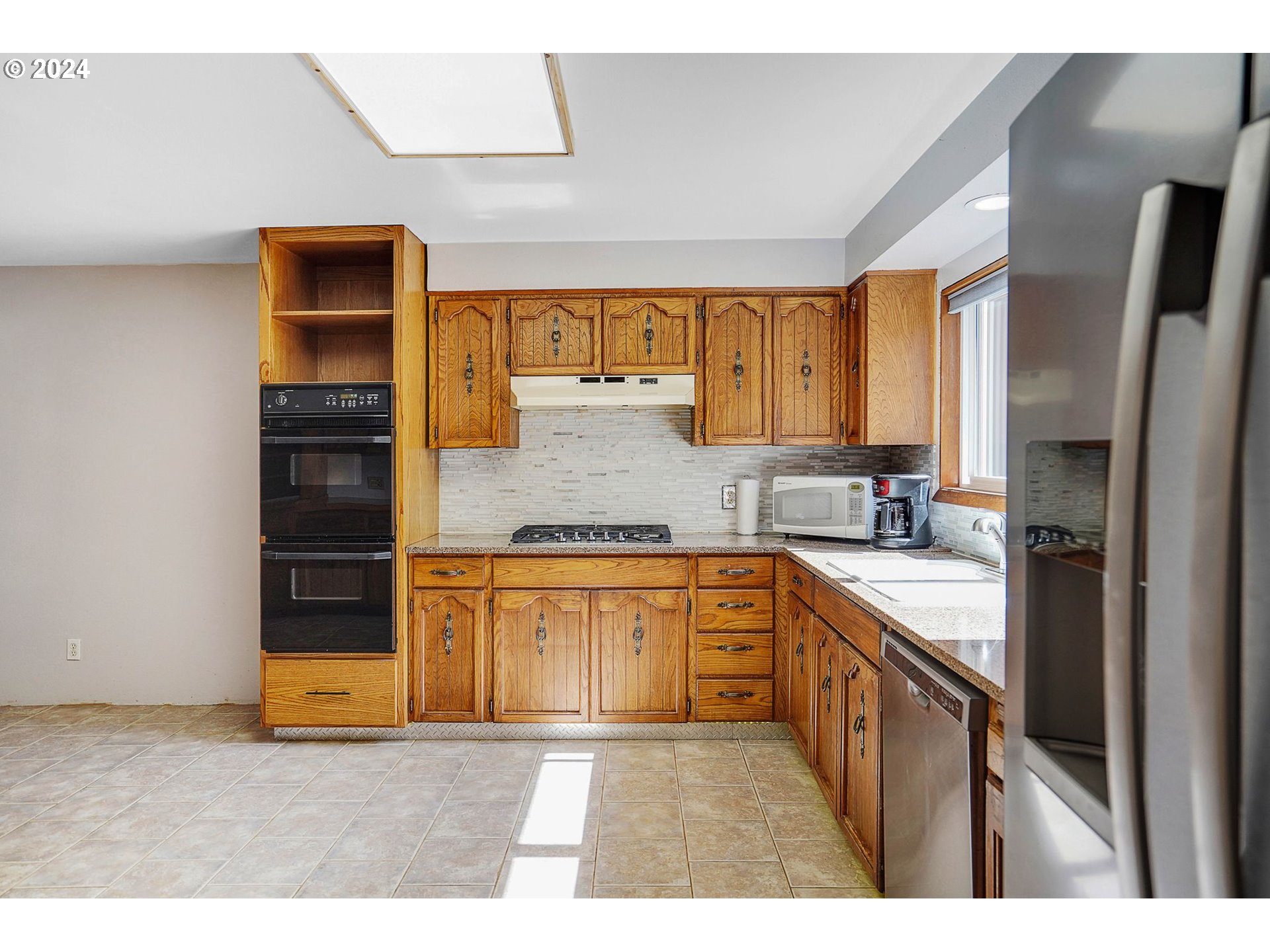 3999 Northeast Timber Silverton, OR 97381 - Photo 8 of 40