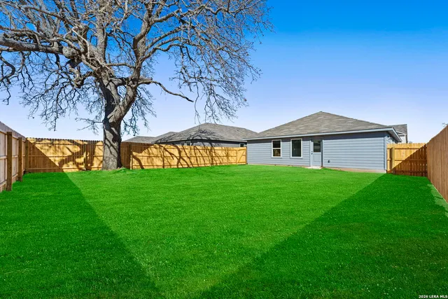 $265,000 | 109 Ellendale Place, Fredericksburg, TX 78624