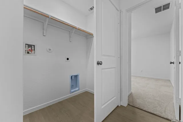 $265,000 | 109 Ellendale Place, Fredericksburg, TX 78624