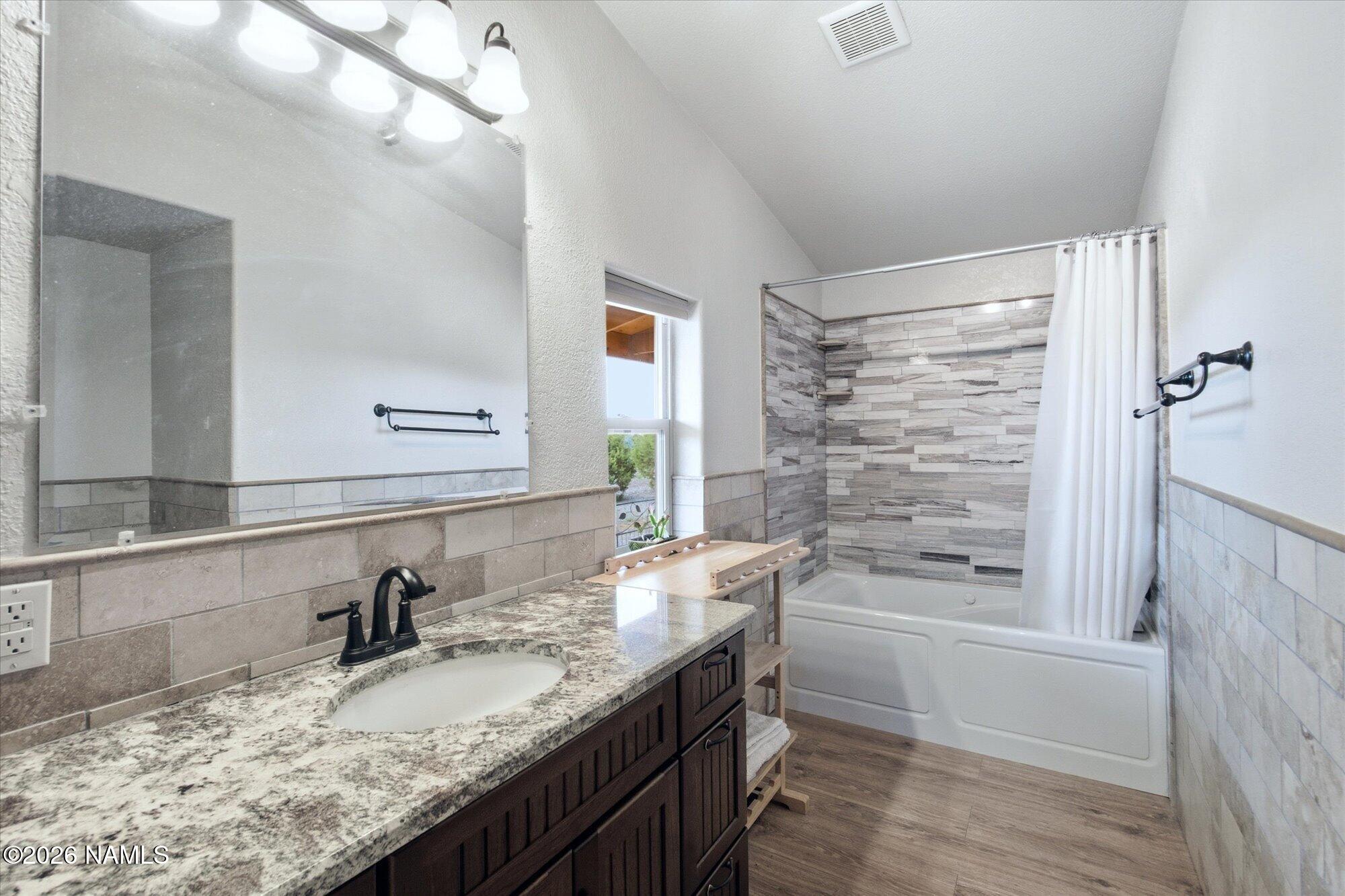 84 Espee Road Williams, AZ 86046 - Photo 29 of 67 Bathroom 2
