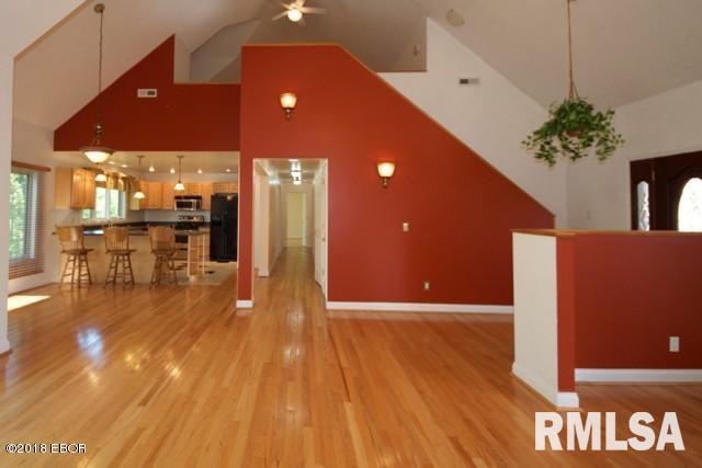 458 Phillips Road Carbondale, IL 62902 - Photo 10 of 26