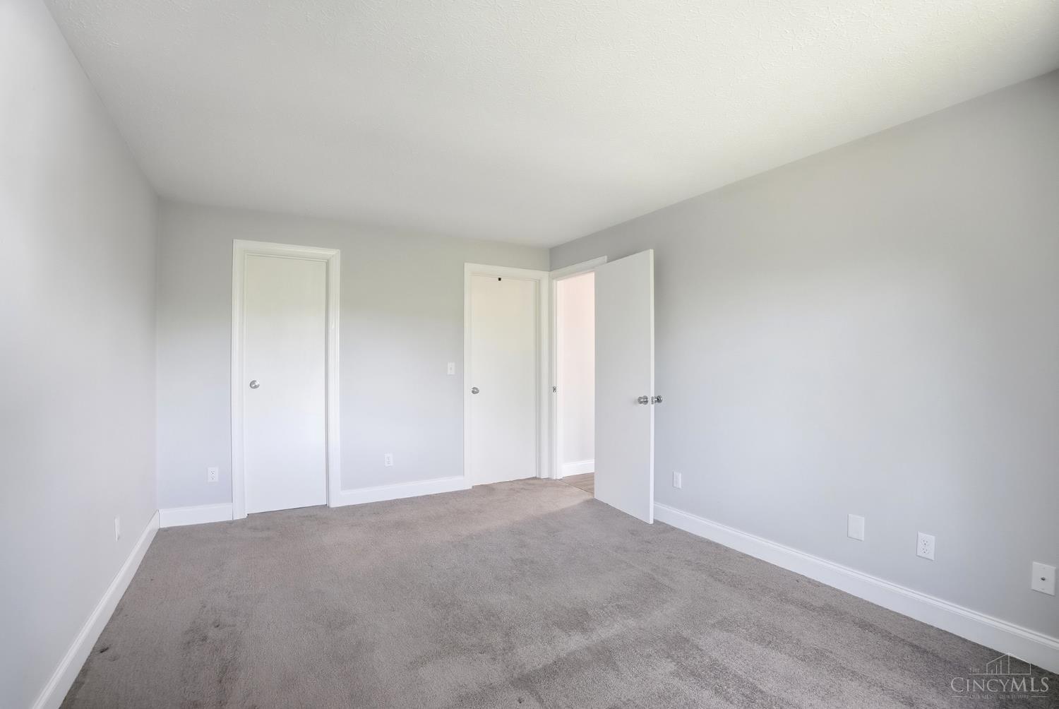 4274 Paul Road, Unit 27 Cincinnati, OH 45238 - Photo 19 of 39