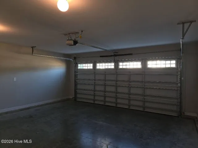 $1,725 | 438 McCall Drive, Jacksonville, NC 28540