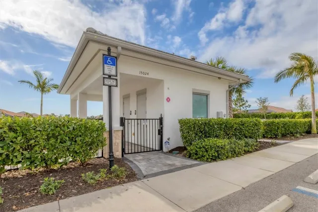 $1,175,000 | 4735 Cassio Court, Bradenton, FL 34211