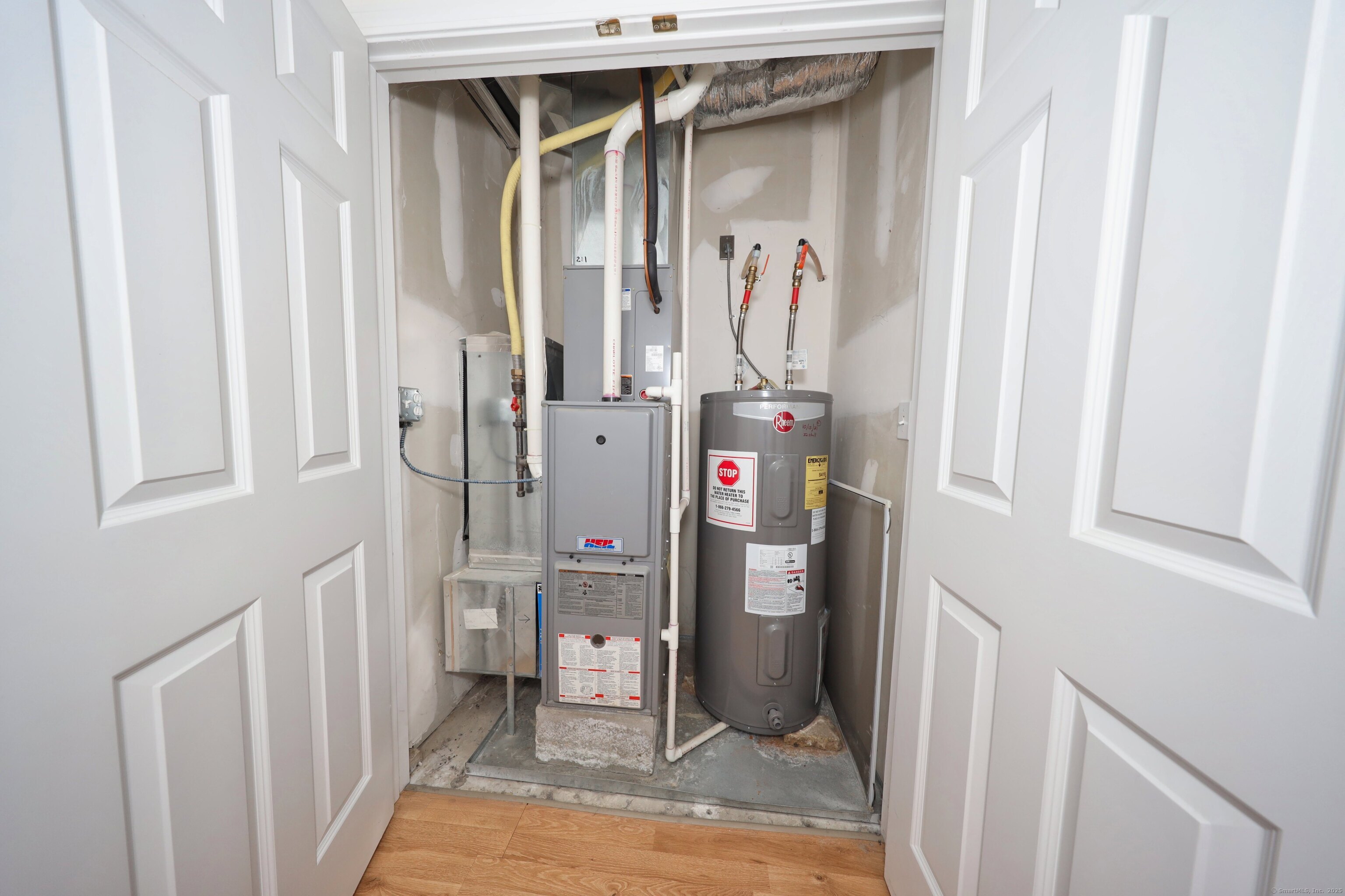 211 Pine Hill Boulevard, Unit 211 Plymouth, CT 06782 - Photo 22 of 35 a view of walk in closet