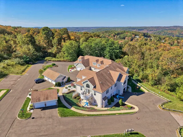 $289,500 | 211 Pine Hill Boulevard, Unit 211, Plymouth, CT 06782