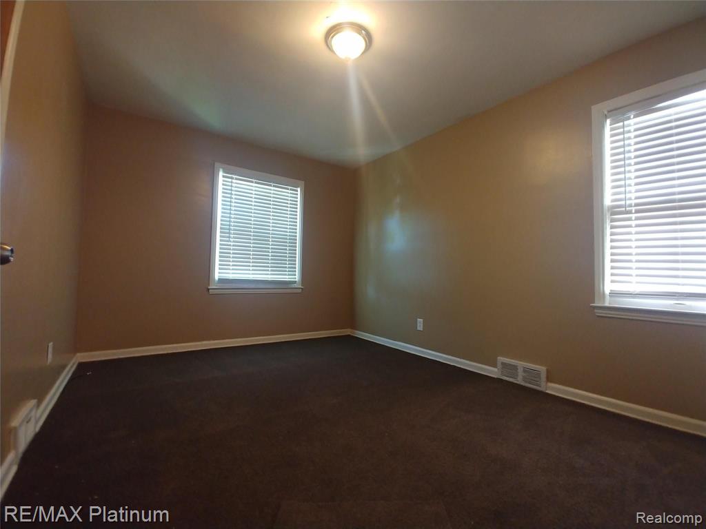 18934 Forrer Street Detroit, MI 48235 - Photo 11 of 21