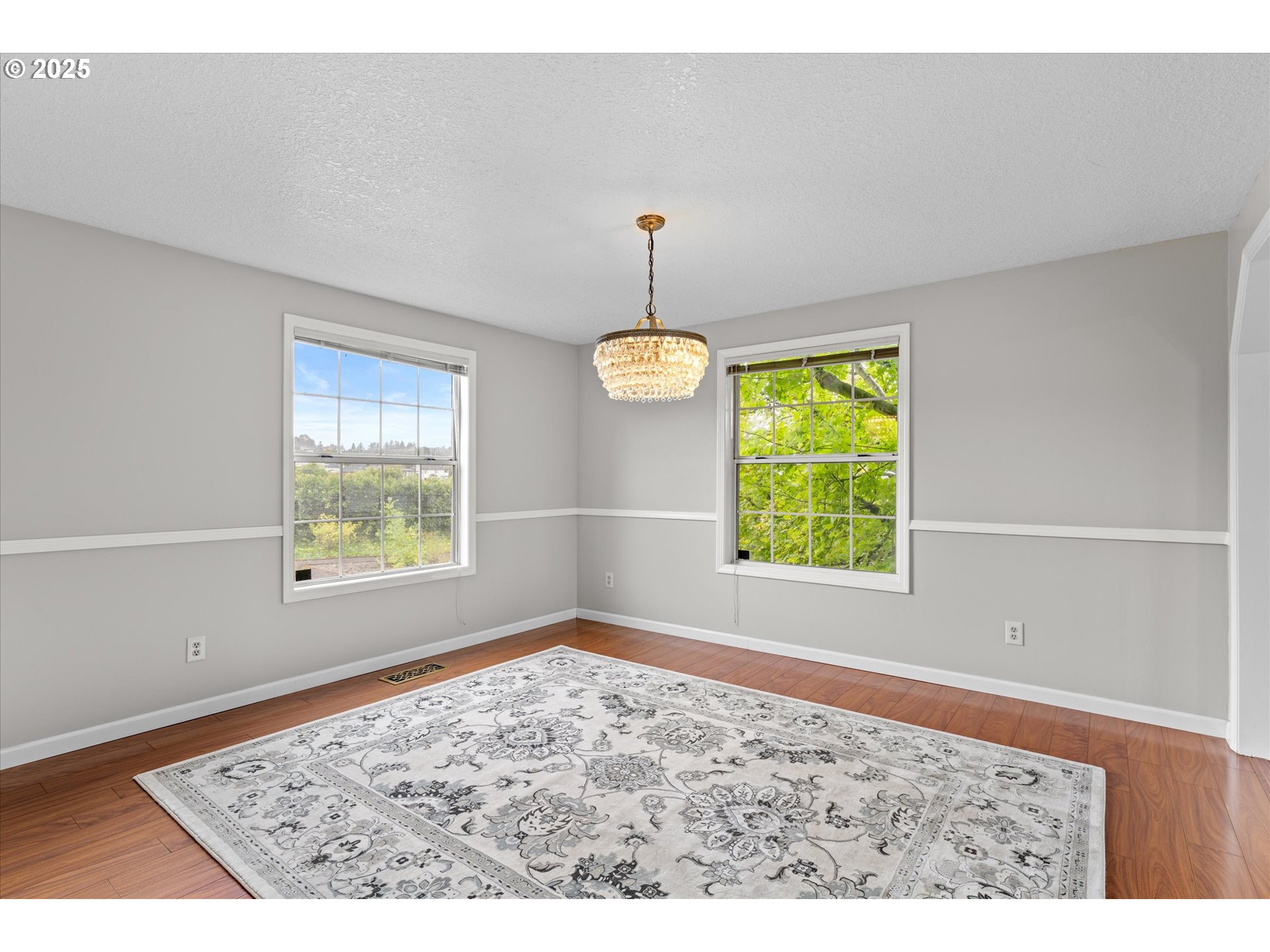 2607 Southwest Pleasant View Drive Gresham, OR 97080 - Photo 18 of 48