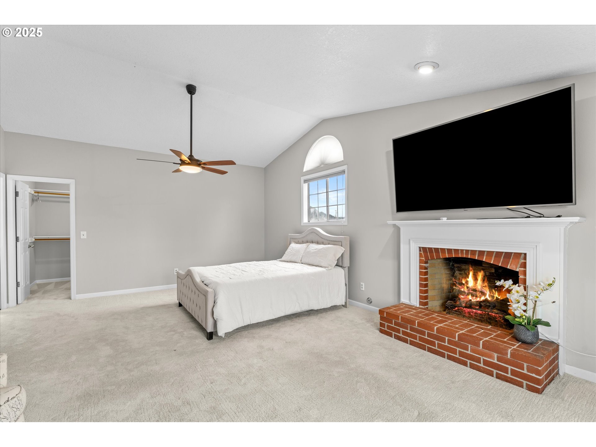 2607 Southwest Pleasant View Drive Gresham, OR 97080 - Photo 24 of 48