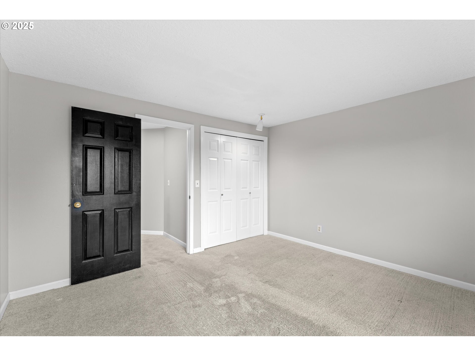 2607 Southwest Pleasant View Drive Gresham, OR 97080 - Photo 29 of 48