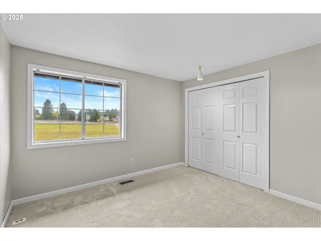 $1,500,000 | 2607 Southwest Pleasant View Drive, Gresham, OR 97080