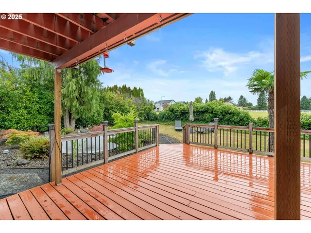 $1,500,000 | 2607 Southwest Pleasant View Drive, Gresham, OR 97080