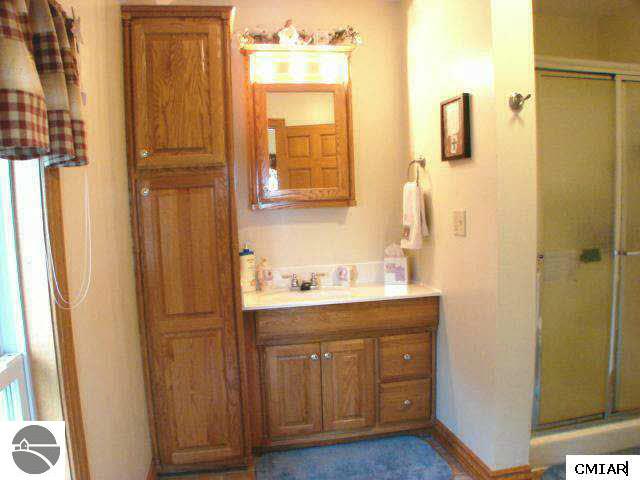3346 East Monroe Road St. Louis, MI 48880 - Photo 9 of 9 1771577-8.JPG