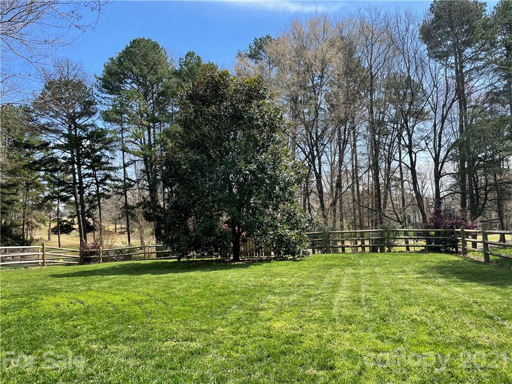 12434 Willingdon Road Huntersville, NC 28078 - Photo 3 of 44 Gallery Image 3