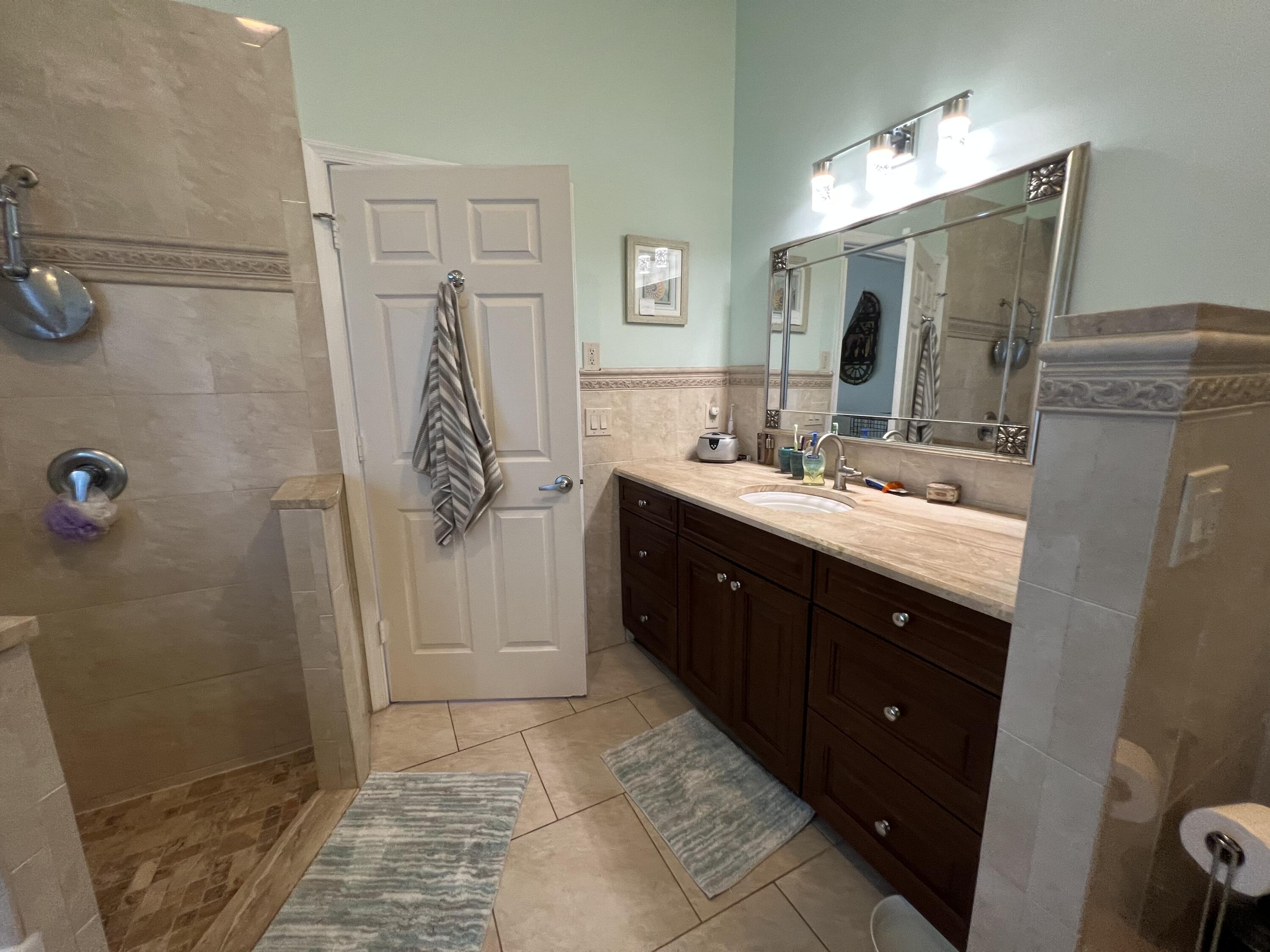 12439 86th Road North The Acreage, FL 33412 - Photo 17 of 54 4772FB86-3C1A-4B7F-8597-BA49070DFA51