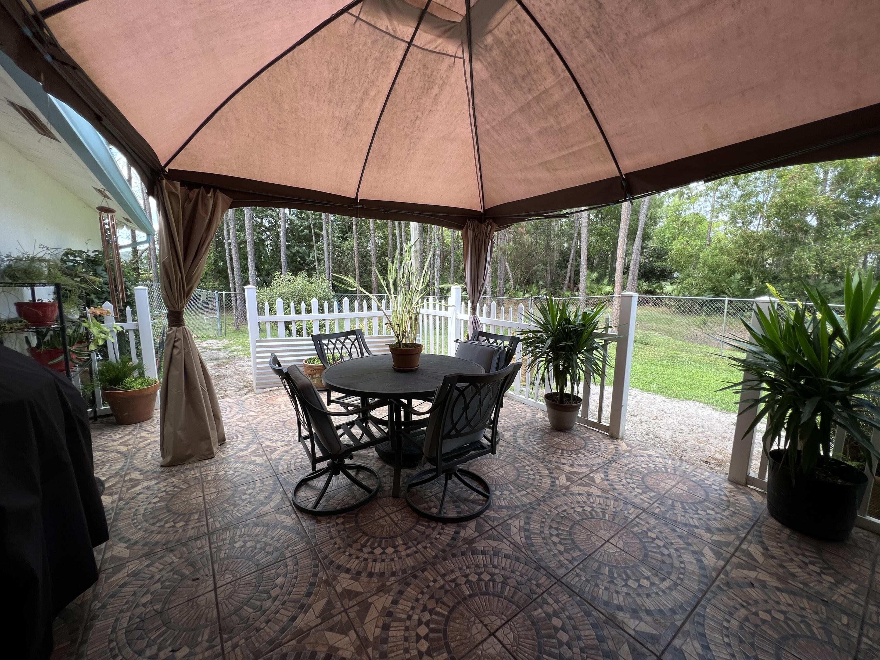 12439 86th Road North The Acreage, FL 33412 - Photo 23 of 54 C6A97E38-D235-4A7E-8AFF-46BF9FF727DC