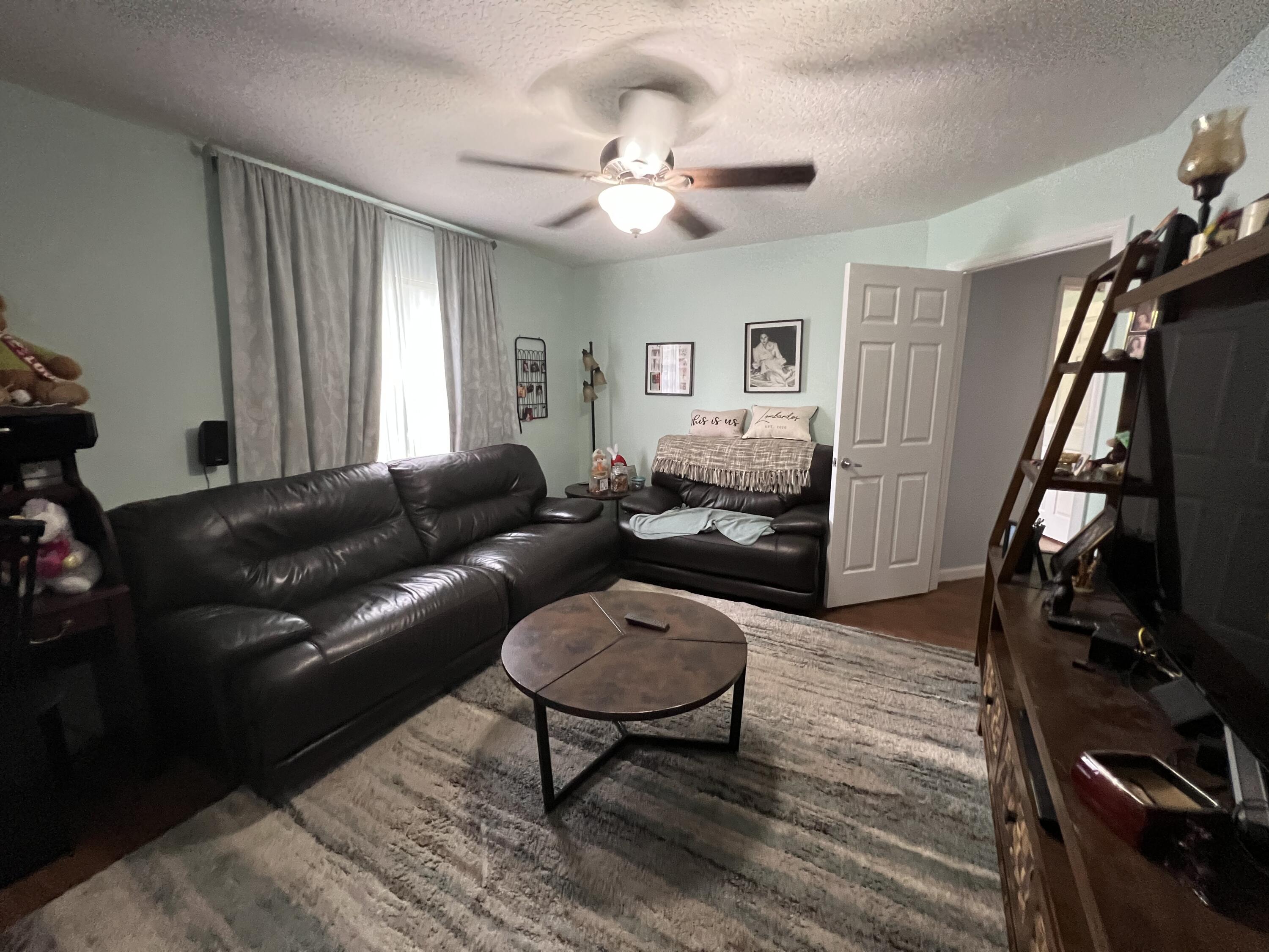 12439 86th Road North The Acreage, FL 33412 - Photo 29 of 54 FE870D07-BB81-4179-83A3-F1163546AB2E