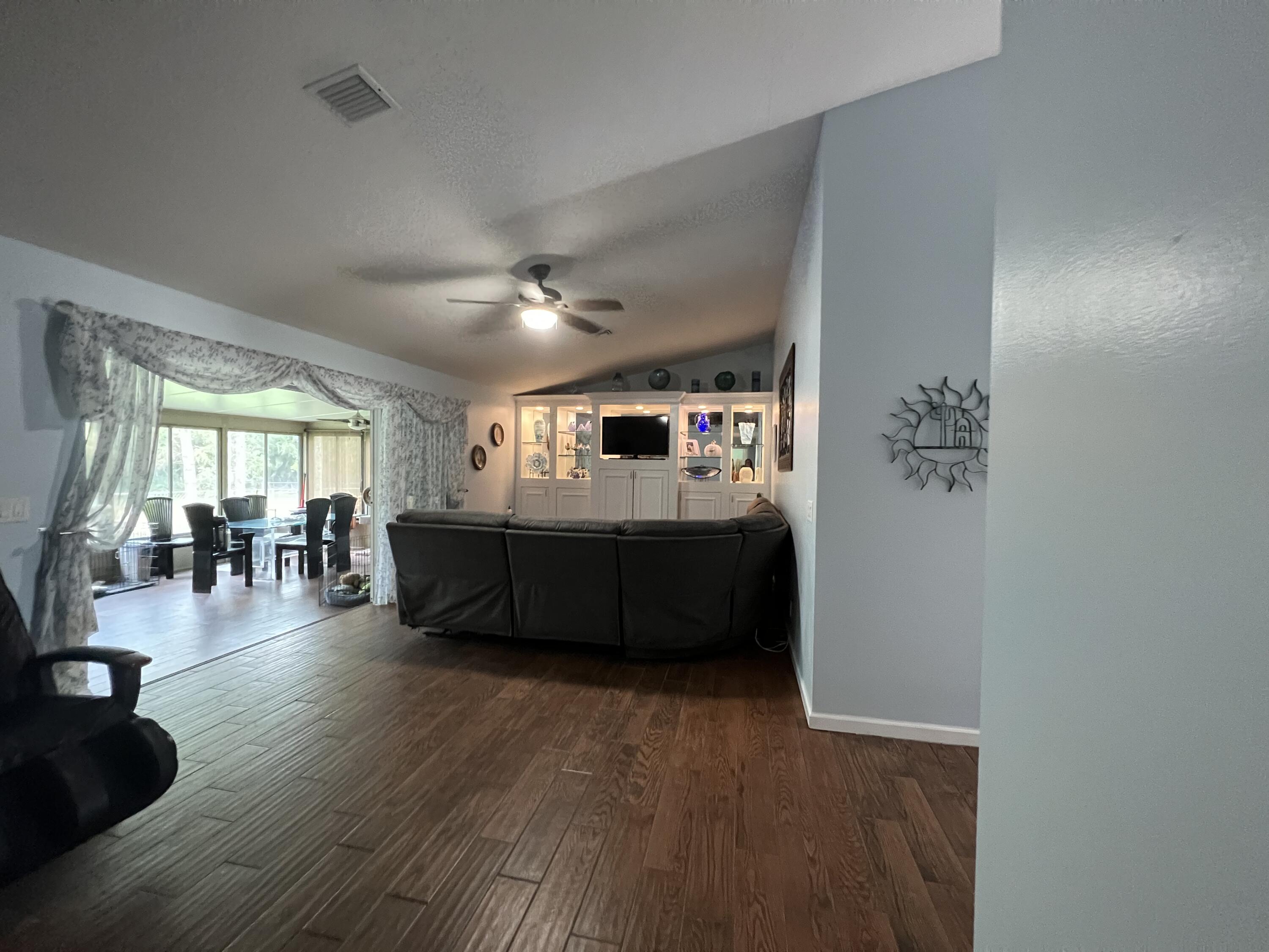 12439 86th Road North The Acreage, FL 33412 - Photo 34 of 54 4D86B82E-30D2-4484-9C91-27CA8804A7E5