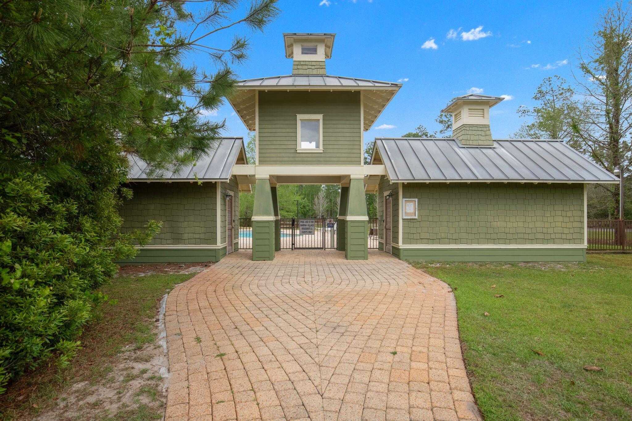 140 Pintail Boulevard Freeport, FL 32439 - Photo 46 of 69 140 Pintail Blvd, Freeport, FL 32439 Ame